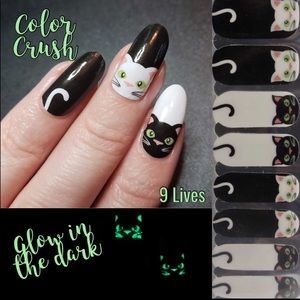Color Crush 9 Lives nail Polish strips